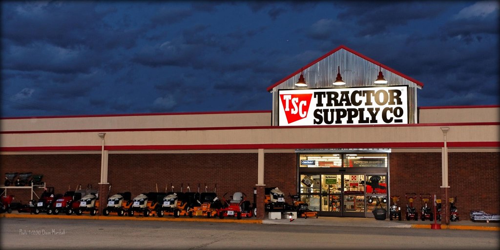 4784_Tractor Supply Co. Moorefield, WV For the Hardy Cou… Flickr
