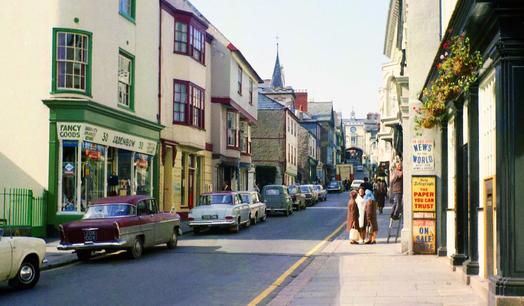 Totnes A view along Fore Street during the summer of 1970.… Flickr