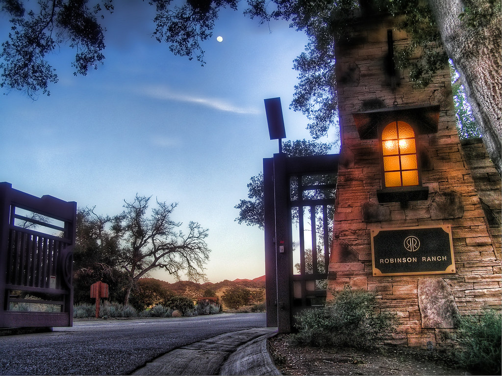 Robinson Ranch Entrance a photo on Flickriver