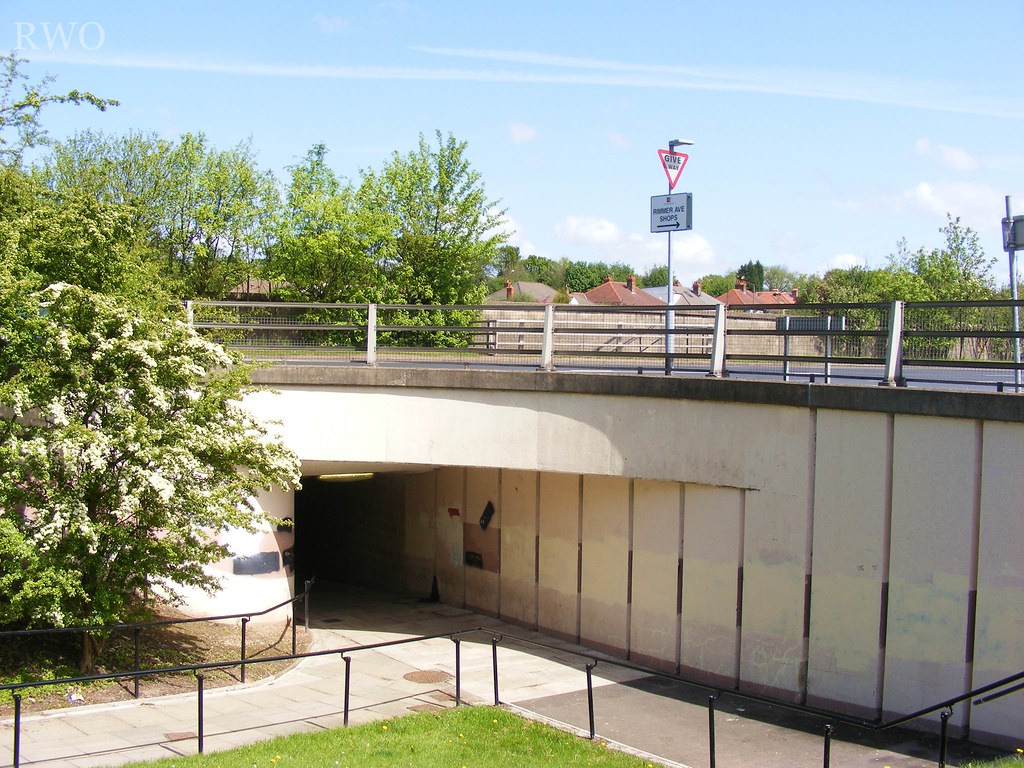 Bowring Park Road, Bowring Park Bowring Park Road was prac… Flickr