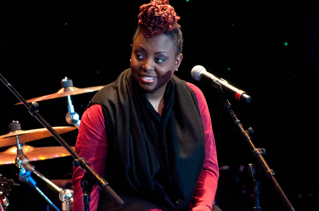 Ledisi Ledisi in concert during the January 2010 Smooth Ja… Flickr