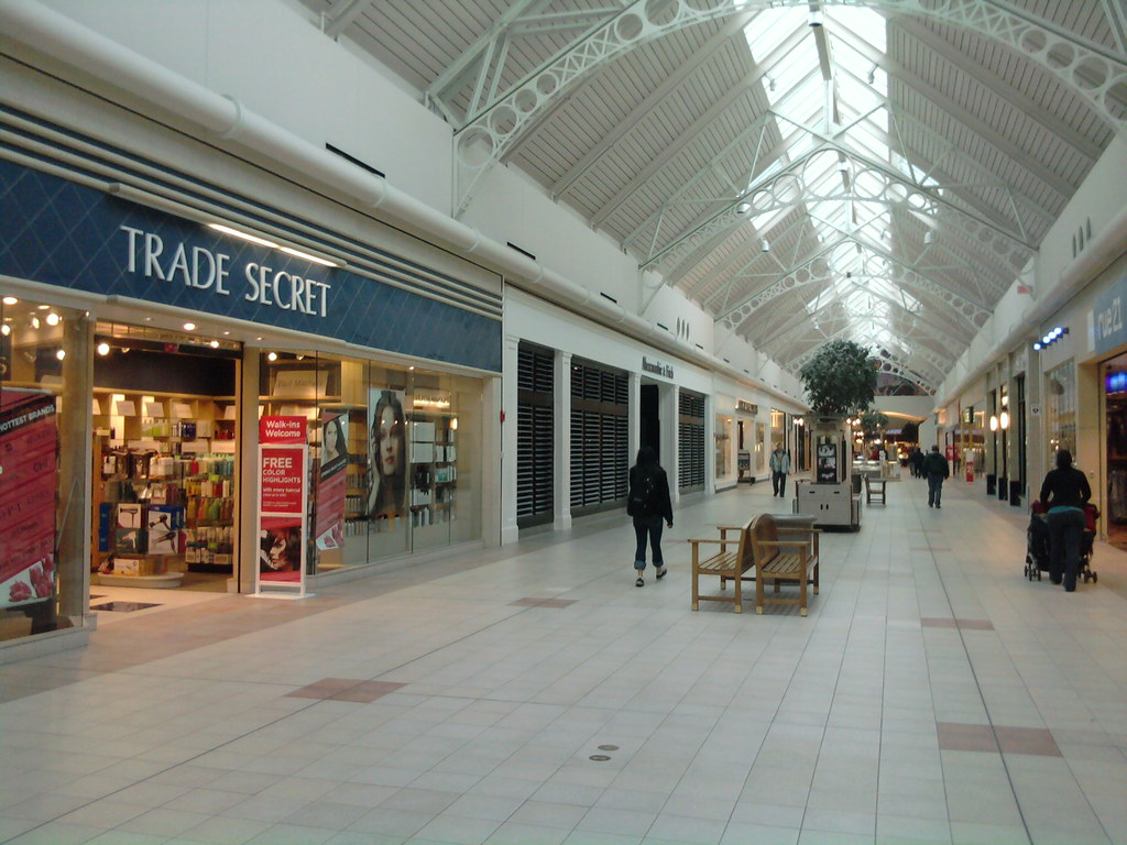 Coral Ridge Mall Iowa City / Coralville, Iowa Former T… Flickr