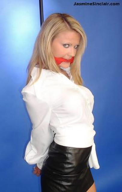 Jasmine Sinclair | Yvithi | Flickr