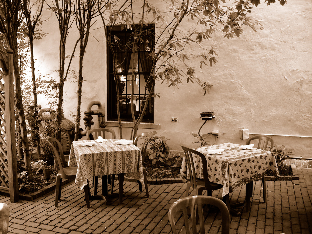 Patio at Le Gaulois Restaurant in Old Town Alexandria Flickr