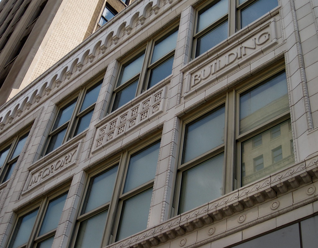 McCrory Building, Youngstown, OH McCrory Building, 913 Fe… Flickr