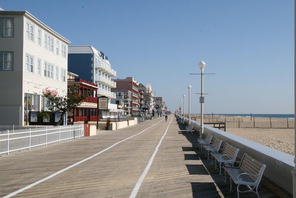 Ocean City, Maryland Standing on the famous Boardwalk in O… Flickr