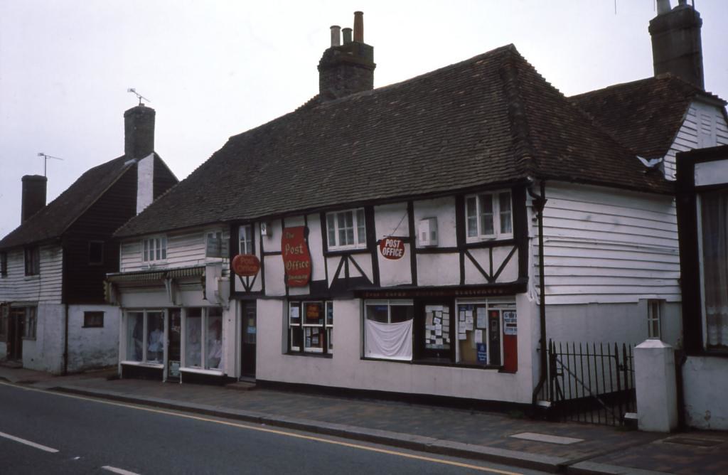 Post Office Robertsbridge For my video; youtu.be/oWqCveUcN… Flickr