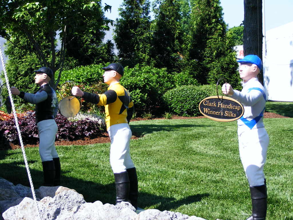 Lawn Jockeys Churchill Downs Louisville, Kentucky USA … Flickr