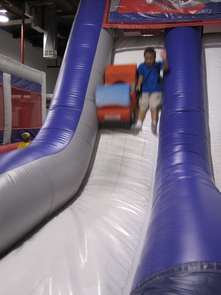 BounceU 7073 Commerce Cir (at Johnson Dr) Pleasanton, CA … Flickr