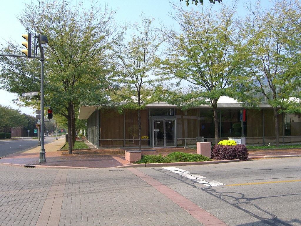 First Financial Bank formerly Irwin Union Bank and Trust. … Flickr