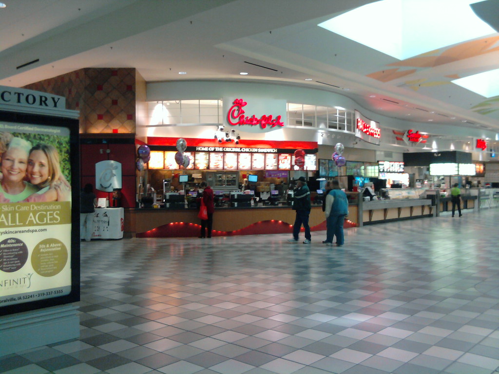 Coral Ridge Mall Iowa City / Coralville, Iowa ChickFi… Flickr