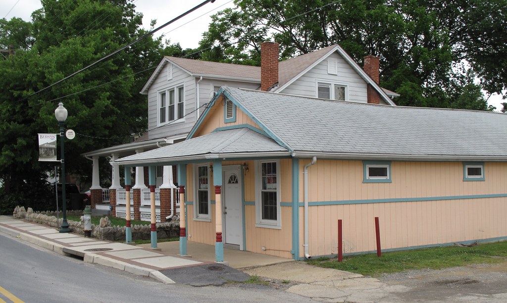 4900 Berwyn Road, Berwyn Heights, Maryland Anomalous_A Flickr