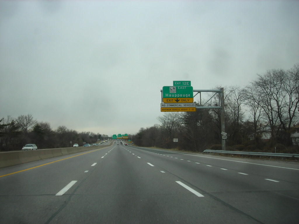 New York State Route 135 (SeafordOyster Bay Expressway) Flickr