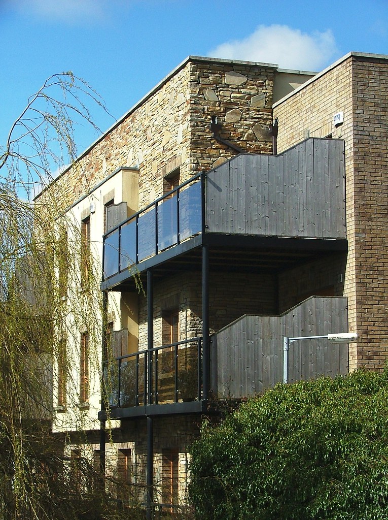 Dundalk Ramparts Road The Millstream Apartments balcony… Flickr