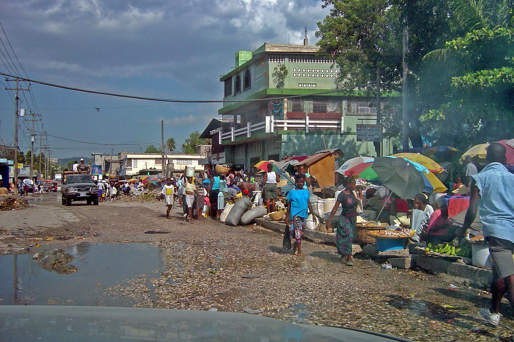 Port Au Prince Street on an average morning. Port Au Princ… Flickr