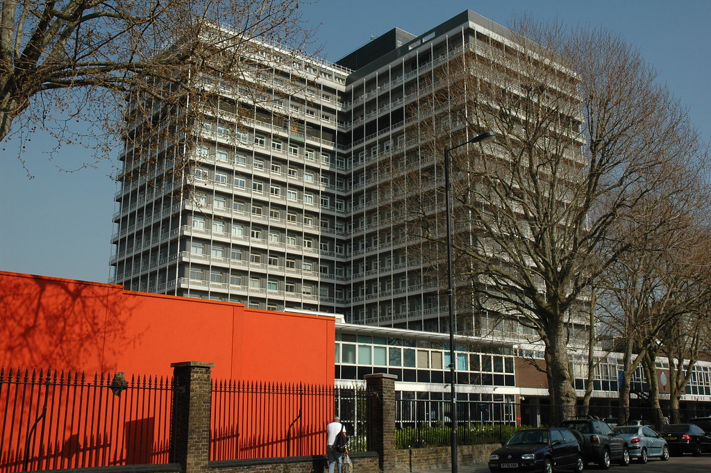 Charing Cross Hospital W6 Charing Cross Hospital (Ralph Tu… Flickr