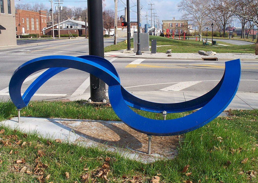 OH Hamilton Sculpture 60 Sculpture in Hamilton, Ohio. Flickr