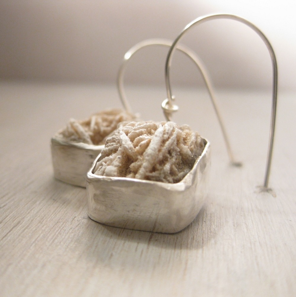 Desert rose earrings Desert rose earrings Natural desert… Flickr