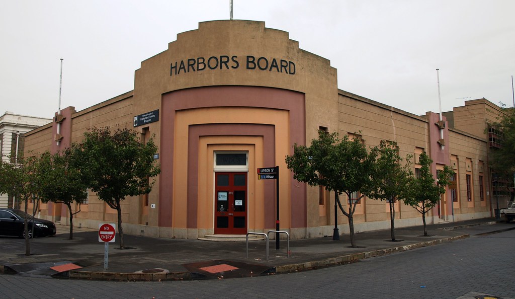 P3282248 Harbors Board Building, 4 MacLaren Pde., Port Ade… Flickr