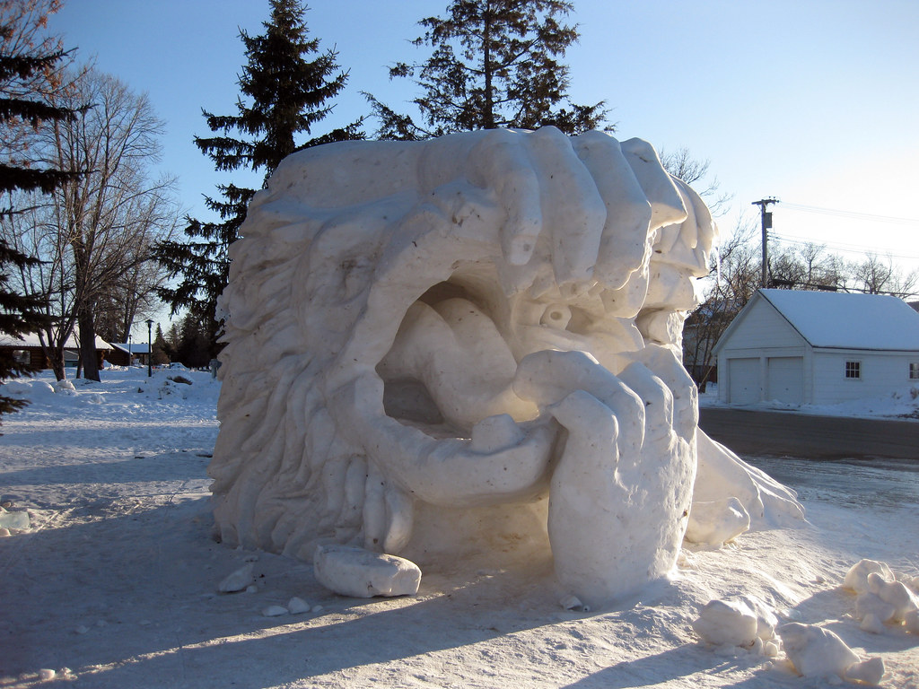 Ely Snow Sculptures Snow Sculptures in Ely, MN fifteenthirty Flickr