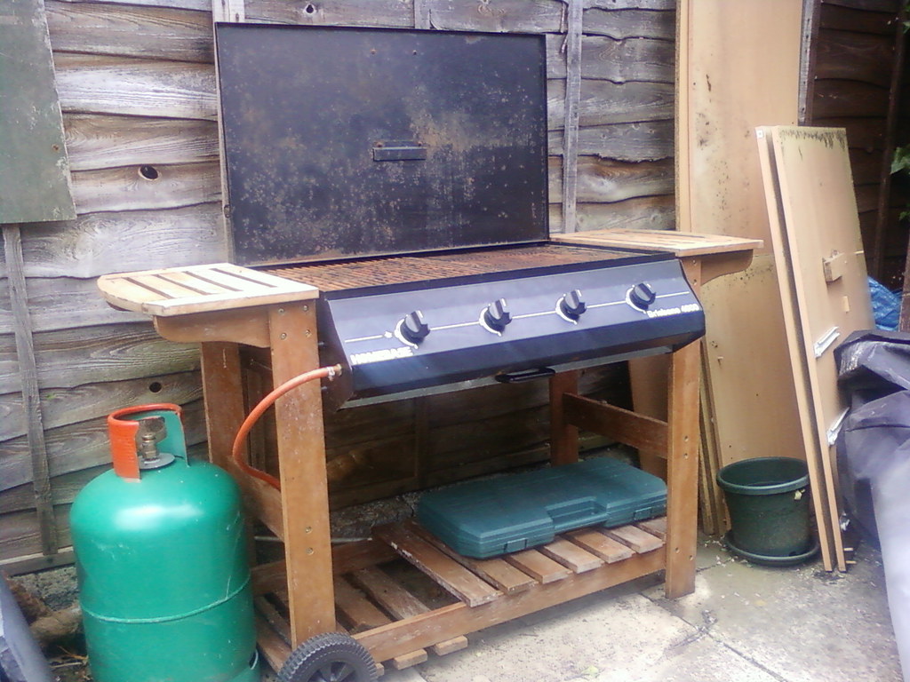 Gas BBQ Homebase Brisbane 4000 4 burner gas barbecue FastOlly Flickr