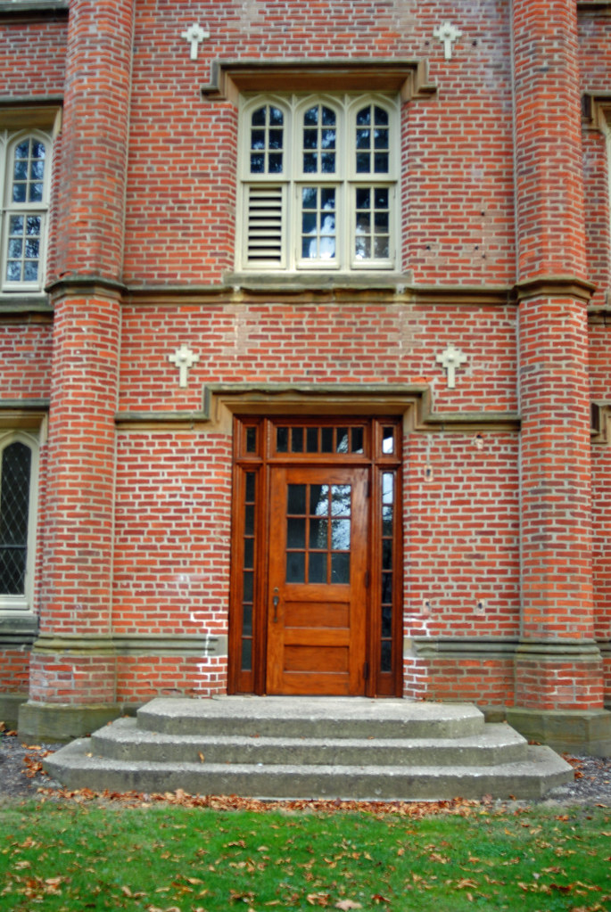 Bexley Hall, Kenyon College 04 Lawrence G. Miller Flickr