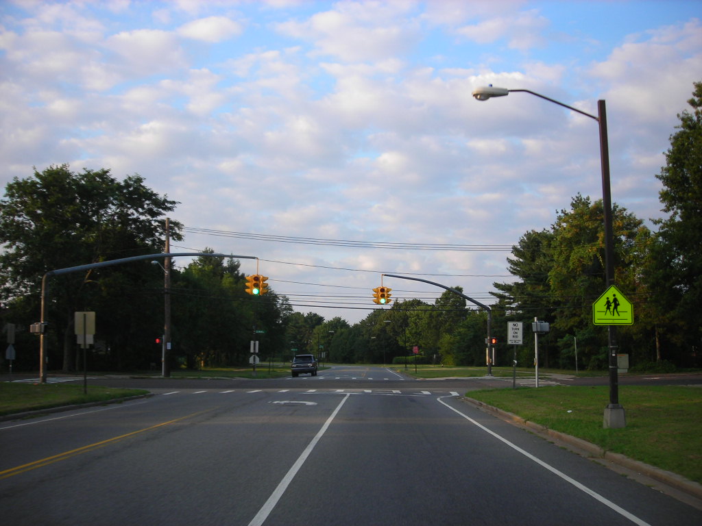 Levittown Parkway Hicksville, New York Levittown Parkway… Flickr