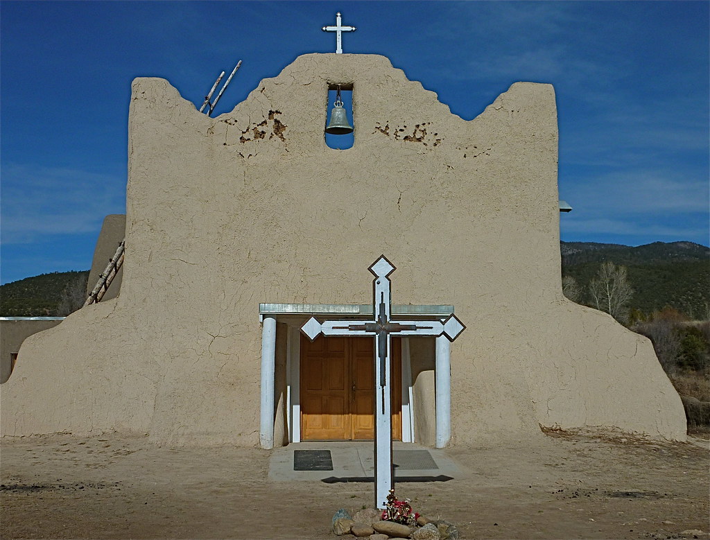 Church Picuris Pueblo in Penasco, New Mexico www.indianp… Flickr