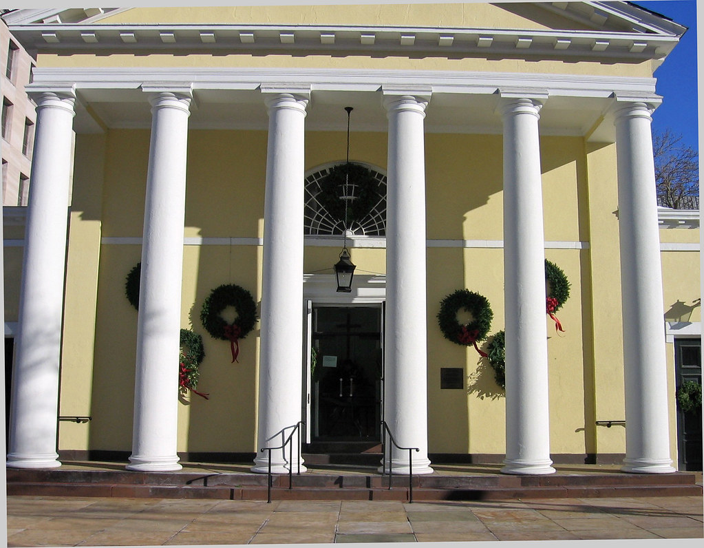 St. John's Exterior Christmas Eve 2009 St.John'sFlowerGuild Flickr