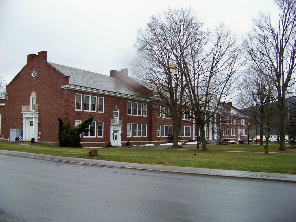 Middleburgh Central School The high school in Middleburgh,… Flickr