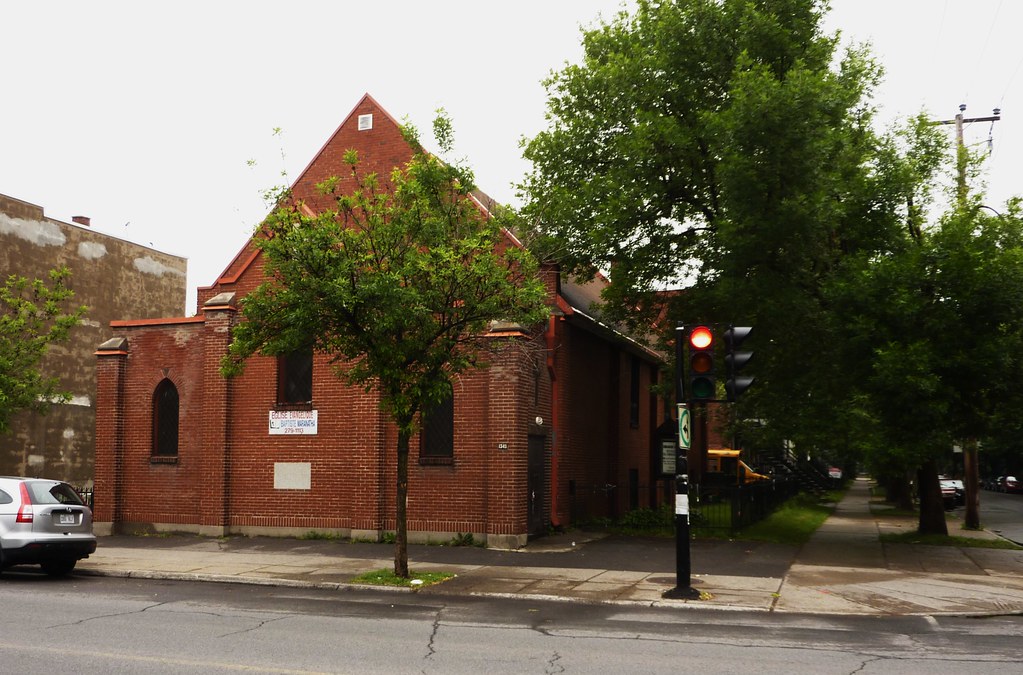 Montréal, 01 juin 2010. Le 1349, rue StZotique. Église Év… Flickr