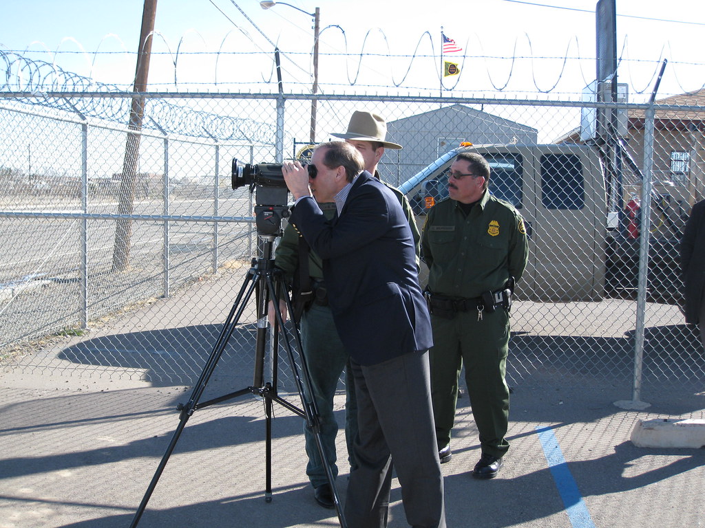 Tom Lordsburg Border Patrol Station Sen. Tom Udall viewi… Flickr