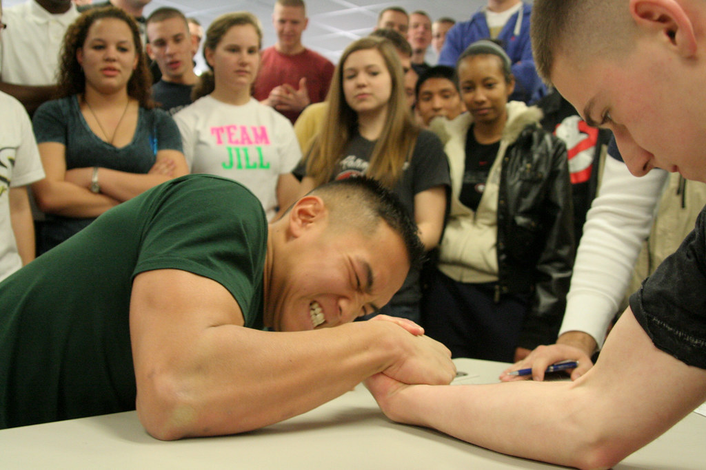 Arm Wrestling Day (224 of 443).jpg Hector Alejandro Flickr