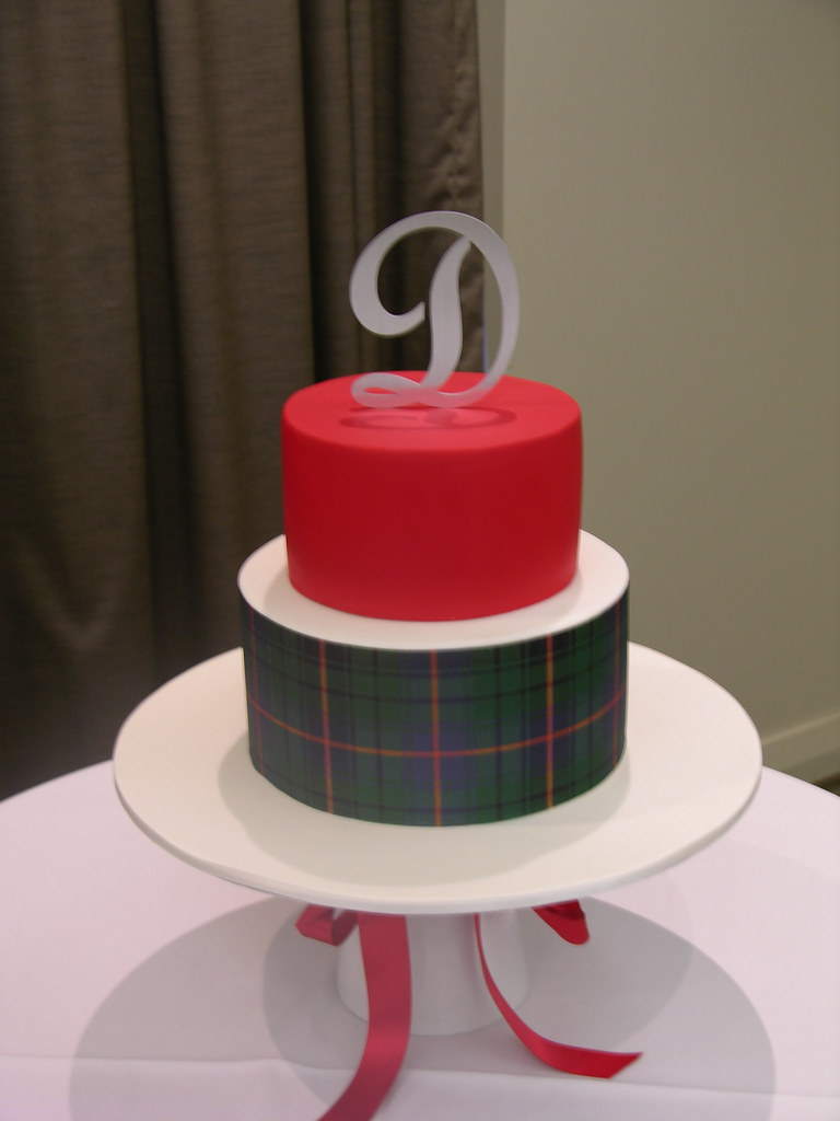 Tartan Wedding Cake This was an edible image, and my fav t… Flickr