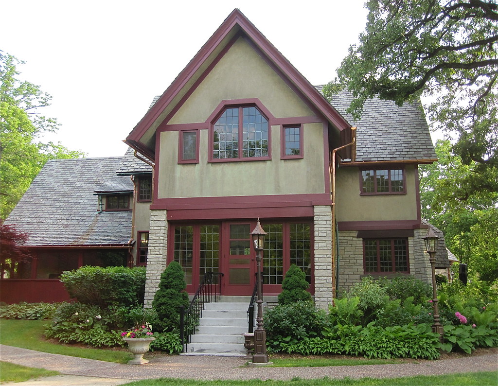 Redfield Estate (1929) 1421 Milwaukee Avenue Glenview, Ill… Flickr
