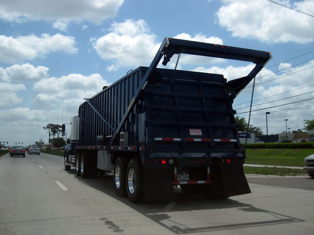 Flickriver Photoset 'Grease Trucks and Dumpsters' by FormerWMDriver