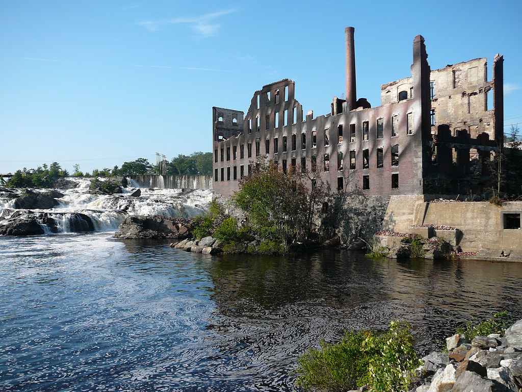 Cowan Mill after the fire, Lewiston, Maine (3) Taken 3 day… Flickr