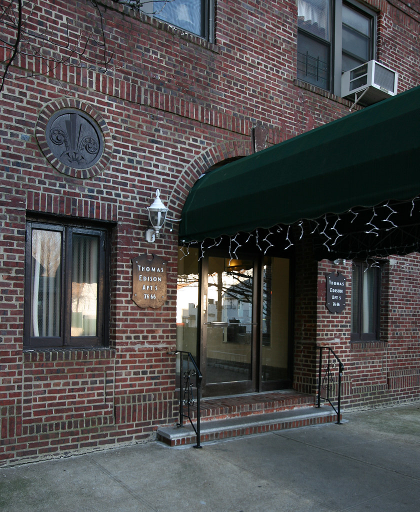 Thomas Edison Apartments, 7666 Austin St, Forest Hills, N… Flickr