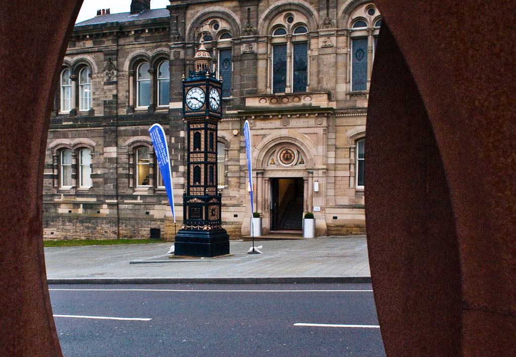 Gateshead Old Town Hall As seen through the rusty rings ov… Flickr