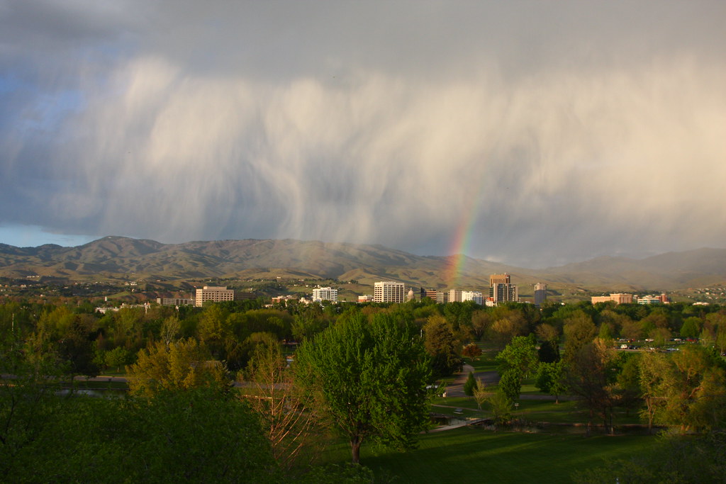 Falling Rain over Boise (View Large!) Brief showers highli… Flickr