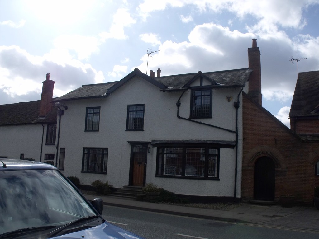 The Poplars, 156 High Street, HenleyinArden The sun was … Flickr