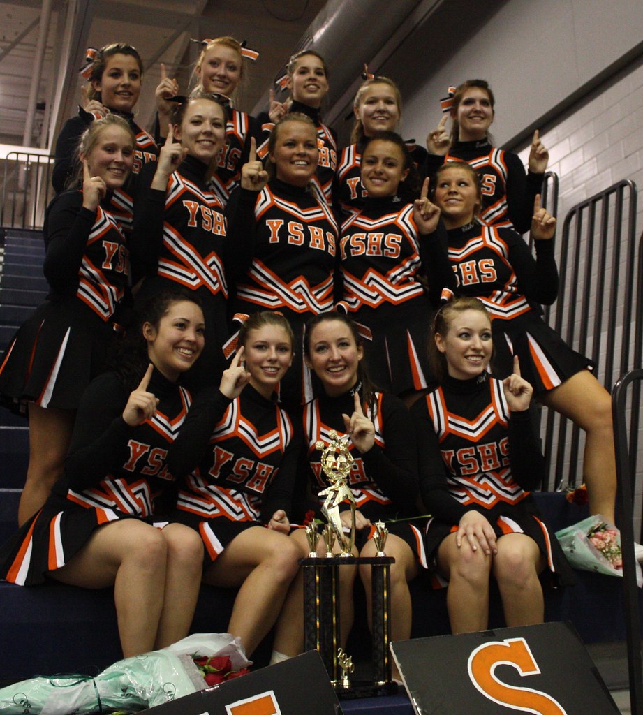York Suburban High School Cheerleaders 2010 YAIAA Cheerl… Flickr
