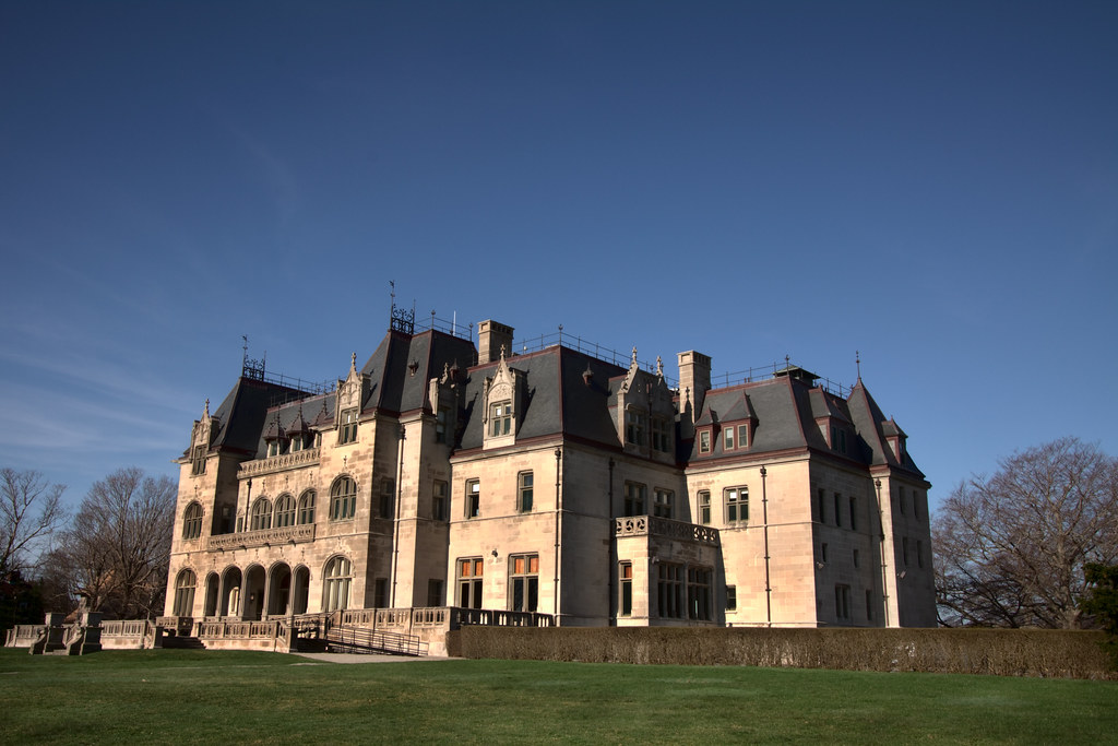 Ochre Court Main Building of Salve Regina University, Ne… Flickr