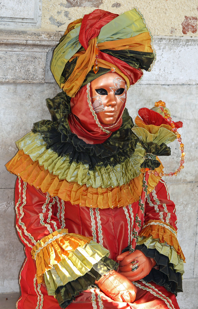 Colorful costumes and masks in the 2010 Carnevale in Venic… Flickr