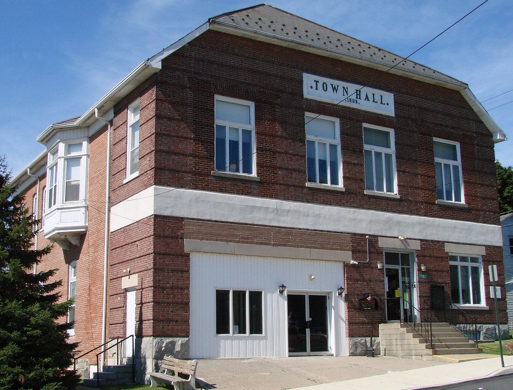 City Hall Pen Argyl, PA2 Seth Gaines Flickr