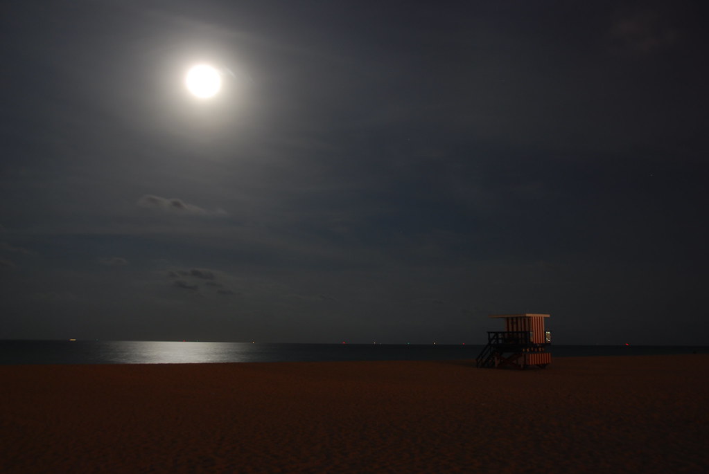 Full Moon Miami Beach
