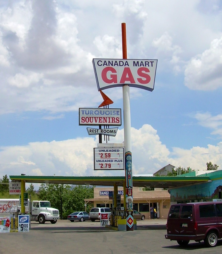 Old Gas Station and Trading Post Kingman, AZ Old Gas Stati… Flickr