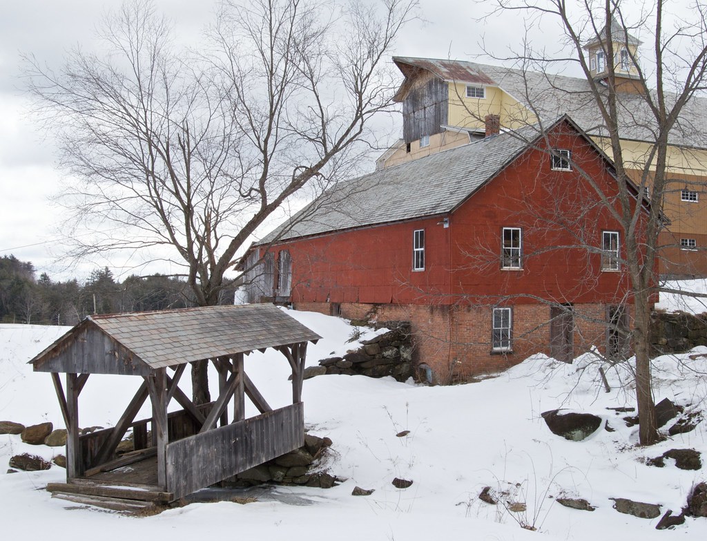 Gray's Sugarhouse Covered Bridge This 20' long footbridge … Flickr