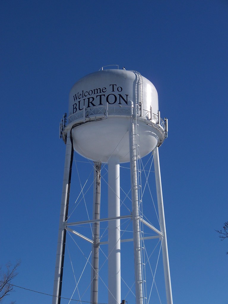 OH Burton Water Tower Water tower in Burton, Ohio. Flickr