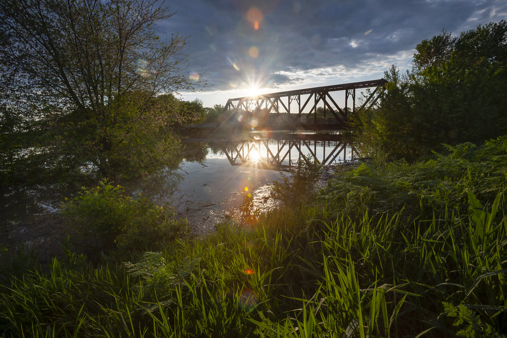 Auxvasse Creek Steel railroad bridge over Auxvasse Creek a… Flickr